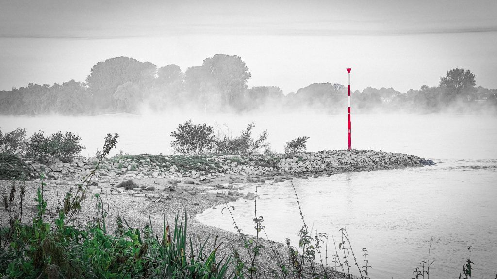 Motiv, Bild, Fotografie, Stadtteil Kaiserswerth Düsseldorf am Rhein, Rheinbucht am frühen Morgen