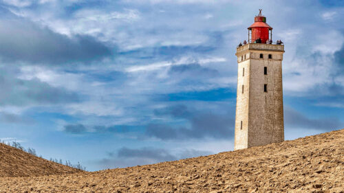 Dänemark (#RF017) Leuchtturm Rubjerg Knude Fyr auf hoher Sanddüne